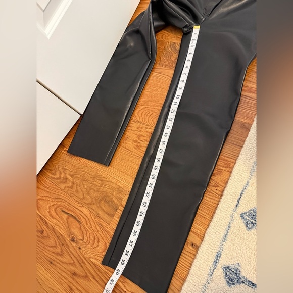 Aritzia Wilfred Melina Black Faux leather Pants Size 4 - Picture 9 of 11